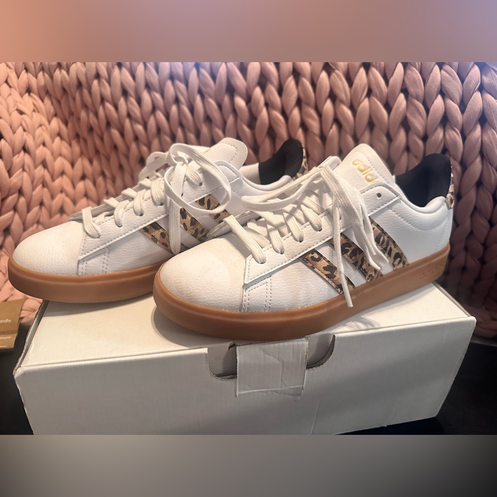 Adidas size 8